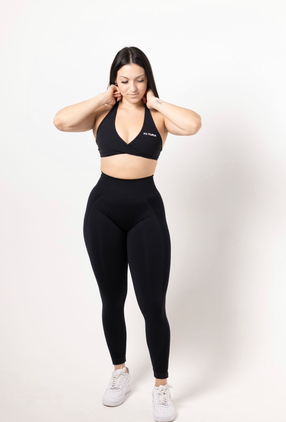 Onyx Black Scrunch Legging