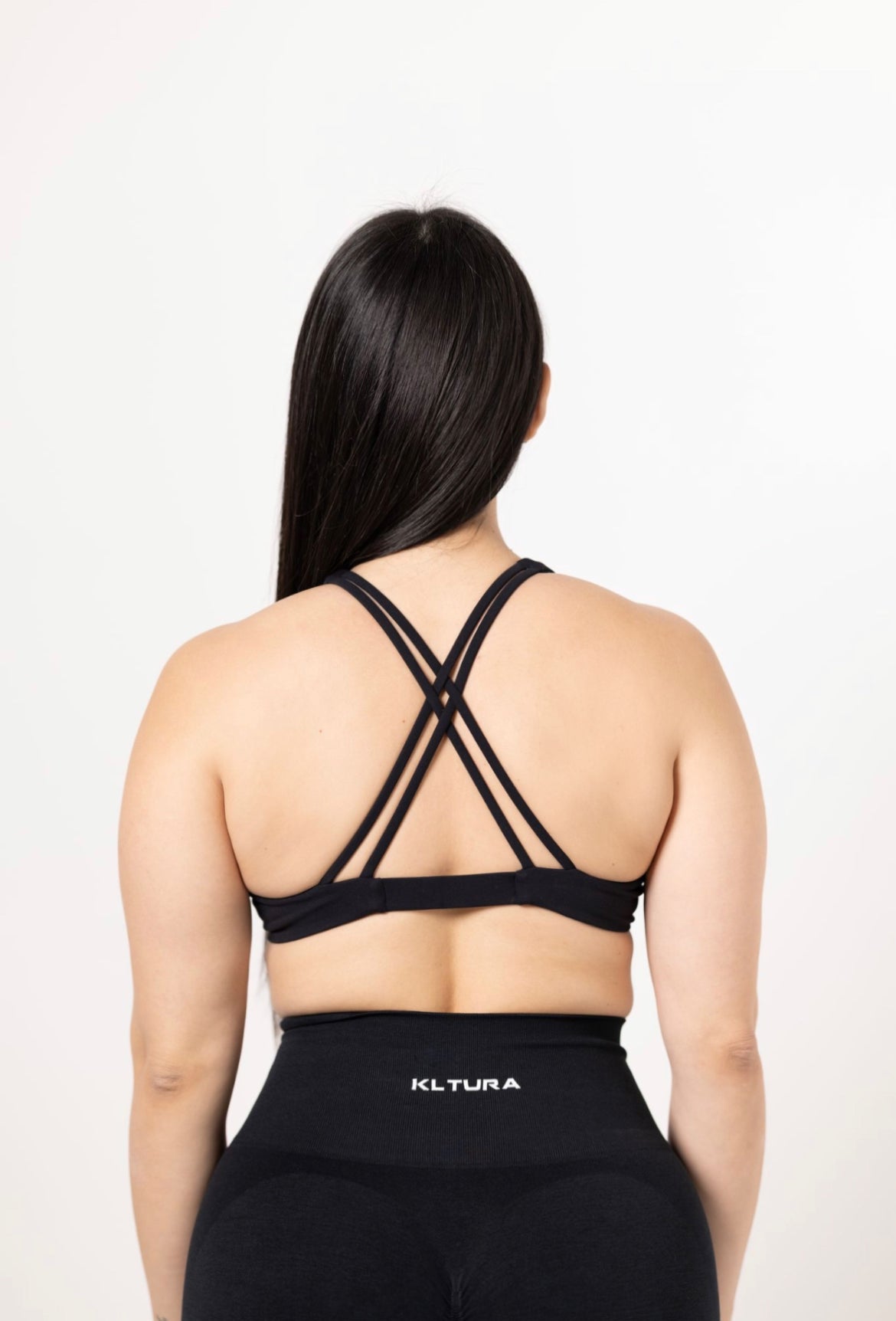 Onyx Black Viral Criss Cross Sports Bra